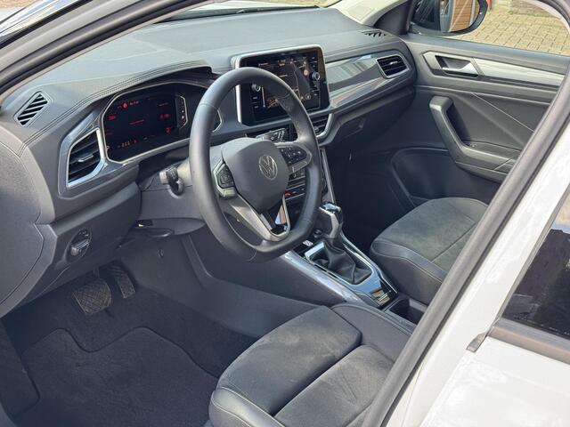 Volkswagen T-Roc 1.5 TSI Style,App,Trekh,Navi,Led,Cruise