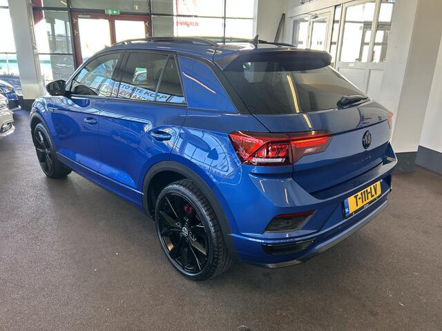 Volkswagen T-Roc 1.5 TSI Sport 3X R-Line | Automaat | Panoramadak | Digital dashboard | Keyless | Adaptief onderstel | Lane assist | Dodehoeksdetectie | Stoelverwarming | Climate control | Apple carplay | Navigatie