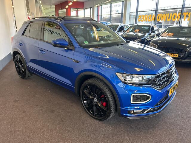 Volkswagen T-Roc 1.5 TSI Sport 3X R-Line | Automaat | Panoramadak | Digital dashboard | Keyless | Adaptief onderstel | Lane assist | Dodehoeksdetectie | Stoelverwarming | Climate control | Apple carplay | Navigatie