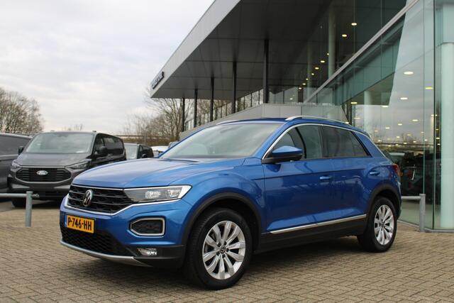 Volkswagen T-Roc 1.5 TSI Sport 150pk - Carplay - ACC - LED - Camera - Stoelverwarming - Rijklaar