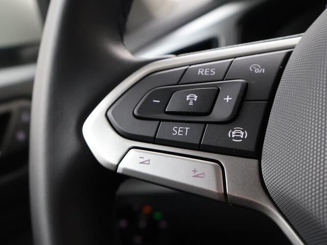 Volkswagen T-Roc 1.0 TSI Life Edition | 110 PK | Multifunctioneel stuurwiel | Virtual cockpit | Achteruitrij camera |