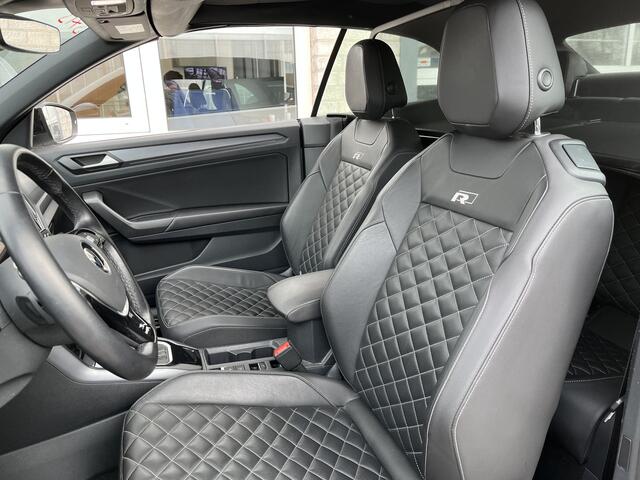 Volkswagen T-Roc Cabrio 1.5 TSI R-Line / AUTOMAAT/ 2X R-LINE/ KEYLESS/ 19" LMV/ LEDER/ PARK. SENSOREN + CAMERA/ ADAPT. CRUISE/ NAVI/ DAB/ SPRAAKBEDIENING/ STOEL-STUUR VERWARM./ RIJ-MODI
