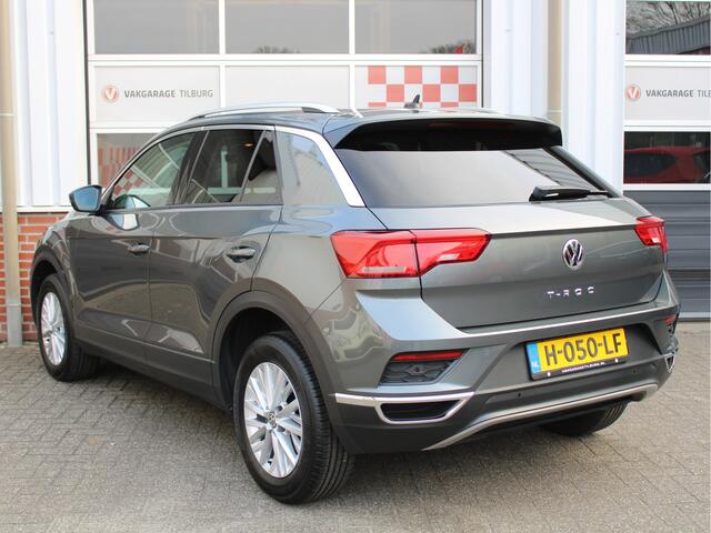Volkswagen T-Roc 1.5 TSI 150pk Automaat Style Business 1e Eig./Climate/Stoelverw./AdaptiveCruise/Camera/PDC/Afn.Trekhaak/LED/AppleCarplay