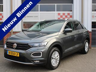 volkswagen-t-roc-1.5-tsi-150pk-auto