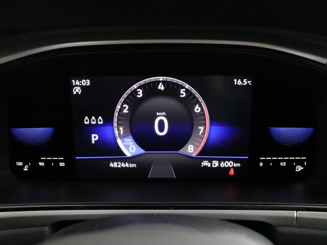 Volkswagen T-Roc 1.5 TSI Life Business 150PK! | ACC | Carplay | LED!