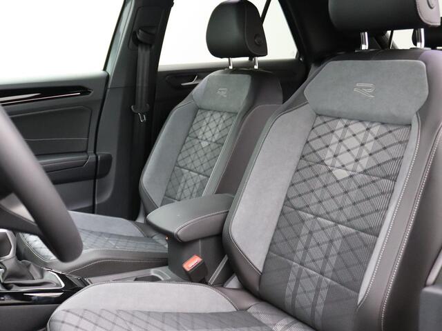 Volkswagen T-Roc 1.5 TSI R-Line Business 150PK DSG Black Style, LED-Matrix, Keyle