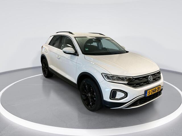 Volkswagen T-Roc 1.5 Tsi 150pk DSG Life · Apple/Android Car Play · Navi · P-Sensoren · Park Assist · 18'' Inch · Garantie t/m 22-05-2027 of 100.000km
