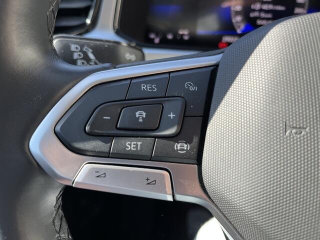 Volkswagen T-Roc 1.0 TSI Life / PARK. SENSOREN/ LED/ ADAPT. CRUISE/ APP- CONNECT/ NAVI/ AIRCO