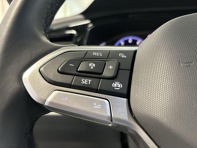 Volkswagen T-Roc 1.5 Tsi 150pk DSG R-Line Business · Keyless · Camera · Apple/Android Car Play · Elek. Achterklep · Navi · Black Style · 18'' Inch · Garantie t/m 11-07-2028 of 100.000km
