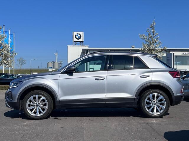 Volkswagen T-Roc 1.5 TSI Life DSG | Trekhaak ( 1500kg ) | Camera | Beats Audio | Stoelverwarming | LED