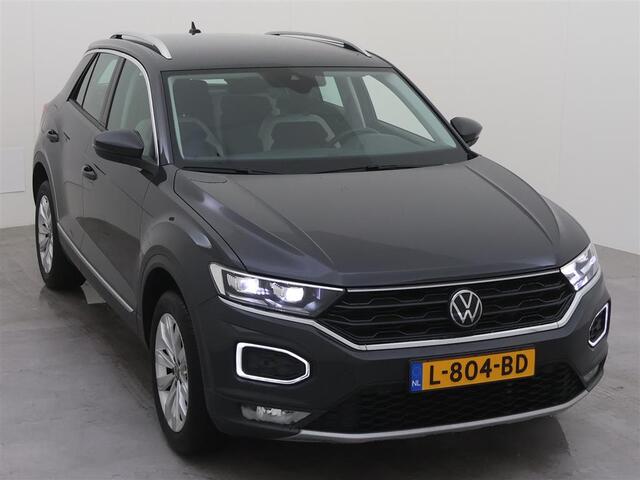 Volkswagen T-Roc 1.5 TSI Sport / Virtual Cockpit Pro / Climate / Navigatie / Adaptive Cruise / Full Led