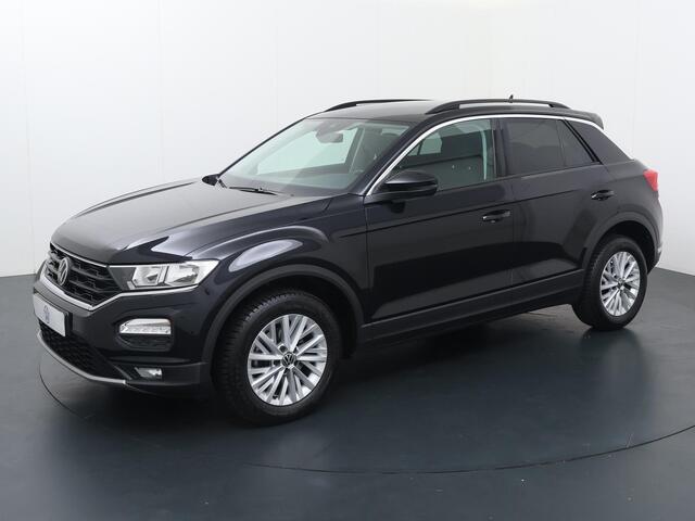 Volkswagen T-Roc 1.0 TSI Style | 110 PK | Navigatiesysteem | Adaptive cruise control | Draadloze telefoonlader |