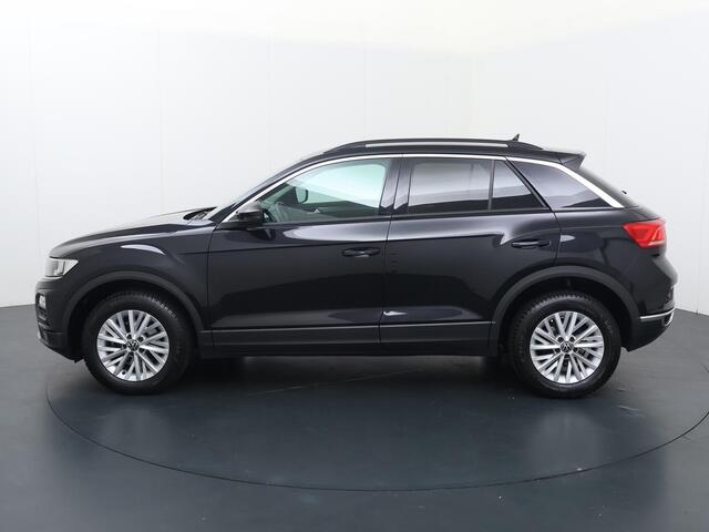 Volkswagen T-Roc 1.0 TSI Style | 110 PK | Navigatiesysteem | Adaptive cruise control | Draadloze telefoonlader |