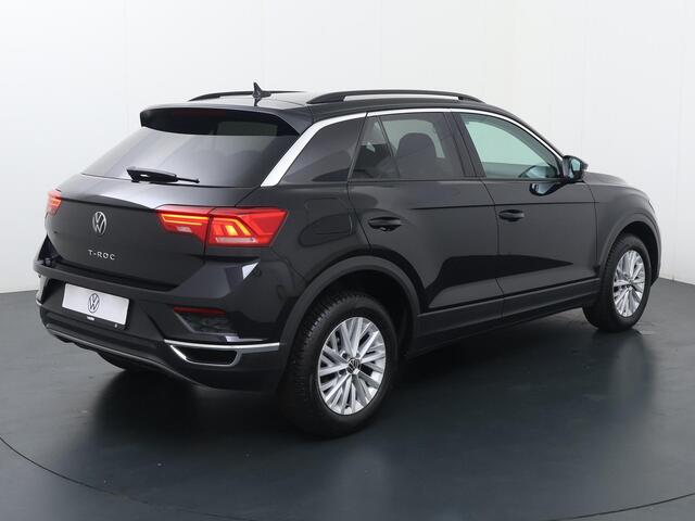Volkswagen T-Roc 1.0 TSI Style | 110 PK | Navigatiesysteem | Adaptive cruise control | Draadloze telefoonlader |