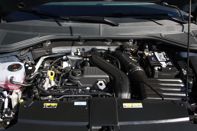 Volkswagen T-Roc 1.5 TSI R-Line DSG autom, Stoelverw, Digitaal dasboard