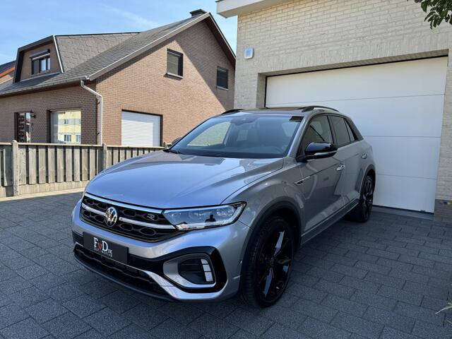 Volkswagen T-Roc 1.5 TSI 150pk DSG 3x R-Line BlackStyle Nieuw Model Panoramadak VirtualCockpit ACC Sportstoelen IQ-Light Ambientlight Keyless Camera 18" Pdc