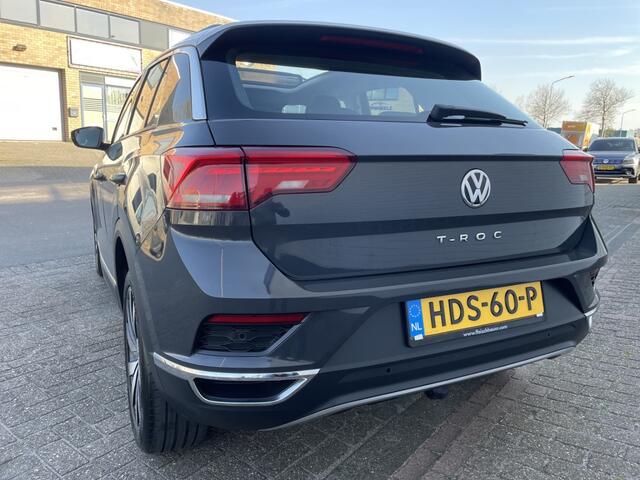 Volkswagen T-Roc 1.5 TSI Sport R_Line DSG , Panoramadak ,Trekhaak