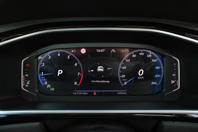 Volkswagen T-Roc 1.5 TSI 150PK DSG R-Line Black Style |IQ-LIGHT|IQ-DRIVE|CAMERA|CRUISE|APP.CONNECT|