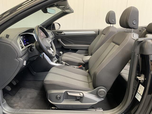 Volkswagen T-Roc Cabrio 1.0 TSI Style DIGITAL COCKPIT-NAVI-ECC-CAMERA-19 inch LMV-PARKEER FUNCTIE