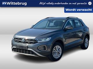 volkswagen-t-roc-1.5-tsi-life---dig