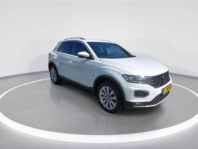 Volkswagen T-Roc 1.5 TSI Sport 150PK l Winterpakket l Sport Plus Pakket l Navigatie Discover Media