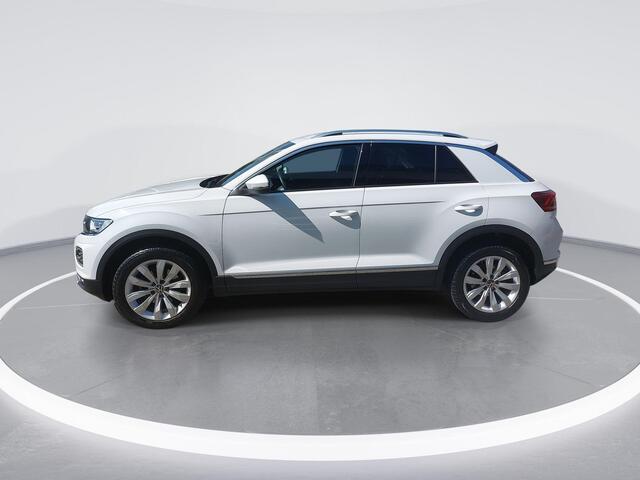Volkswagen T-Roc 1.5 TSI Sport 150PK l Winterpakket l Sport Plus Pakket l Navigatie Discover Media