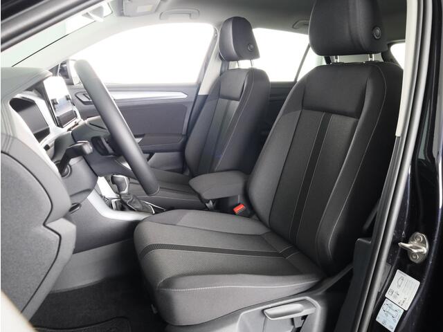 Volkswagen T-Roc Oranje Edition 1.5 / 150 pk DSG | Verlengde garantie | Navigatie via App | Parkeersensoren (Park assist) | Achteruitrijcamera | Adaptieve cruise control |