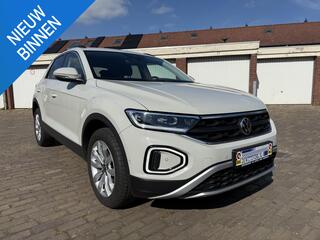 volkswagen-t-roc-1.5-tsi-adap-cruis