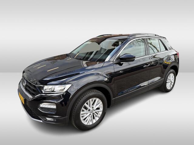 Volkswagen T-Roc 1.0 TSI Style | navigatie | airco | lichtmetalen wielen | cruise control |