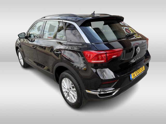 Volkswagen T-Roc 1.0 TSI Style | navigatie | airco | lichtmetalen wielen | cruise control |