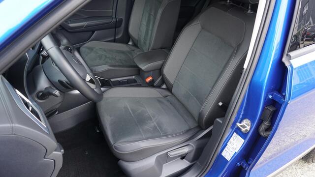 Volkswagen T-Roc 1.5 TSI 150pk DSG Style Business IQ light 18inch LM Virtual Keyless Adaptive Cruise *Ravenna Blue* 11391km!