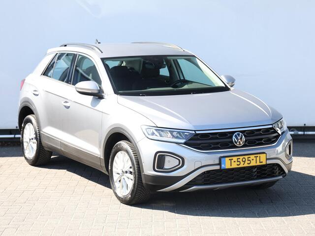 Volkswagen T-Roc 1.0 TSI Life Adaptive Cruise Control | App Connect | LED | Parkeersensoren | Inklapbare spiegels | 16 Inch velgen