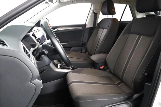 Volkswagen T-Roc 1.5 TSI Style 150 pk Automaat (DSG) | Navigatie | Autom. airco | Parkeersensoren | Achteruitrijcamera