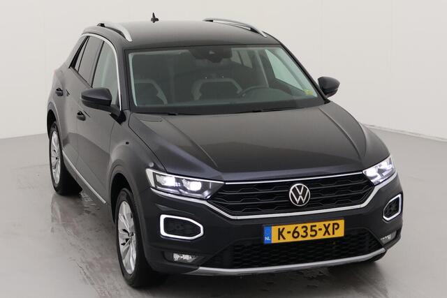 Volkswagen T-Roc 1.5 TSI 150pk Sport Executive DSG Automaat Navigatie / Parkeersensoren / Winterpakket / El. Achterklep / Clima / LED