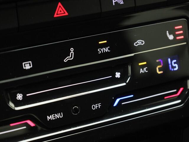 Volkswagen T-Roc 1.5TSI/150PK Style DSG · Navigatie · Trekhaak · Camera + Parkeersensoren · Garantie tot augustus 2025