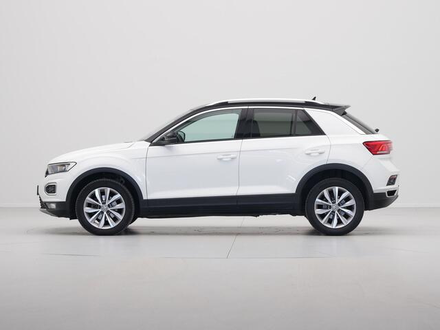 Volkswagen T-Roc 1.0 TSI Style Navigatie Stoelverwarming Pdc Side Assist