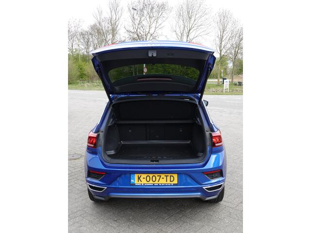 Volkswagen T-Roc 1.5 TSI 150PK Sport DSG R-LINE PANO | ACC | VIRTUAL | CLIMA | LMV | LED