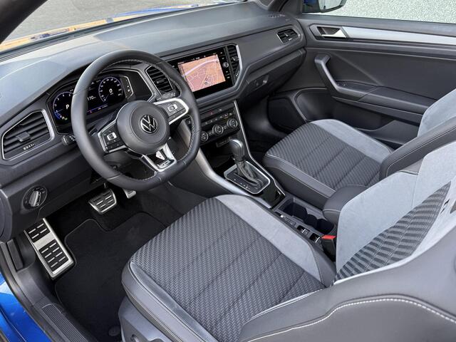 Volkswagen T-Roc Cabrio 1.5 TSI R-Line Stoelverwarming | LED | Navi | Ravenna Blue | DAB | Carplay