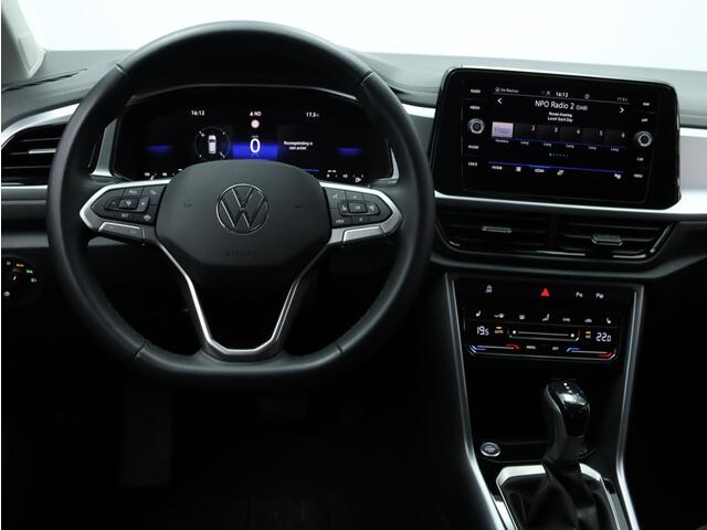Volkswagen T-Roc 1.5 TSI Life business Automaat | Navigatie | Camera