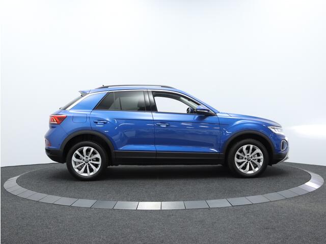 Volkswagen T-Roc 1.5 TSI Life business Automaat | Navigatie | Camera