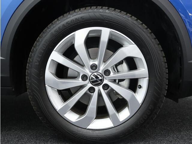 Volkswagen T-Roc 1.5 TSI Life business Automaat | Navigatie | Camera