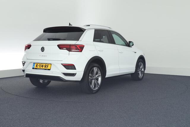 Volkswagen T-Roc 1.5 TSI 150pk DSG 2x R-Line Camera Virtual Cockpit Navigatie