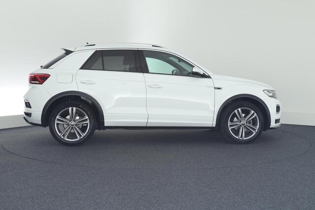 Volkswagen T-Roc 1.5 TSI 150pk DSG 2x R-Line Camera Virtual Cockpit Navigatie
