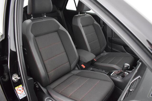 Volkswagen T-Roc 1.5 TSI 150pk DSG Sport Keyless Camera Led Virtual Cockpit Panoramadak Navigatie