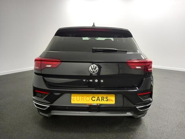 Volkswagen T-Roc 1.5 TSI DSG United R-Line Navigatie Parkeersensoren 19 Inch Lichtmetalen velgen Lane Assist Digitale Cockpit