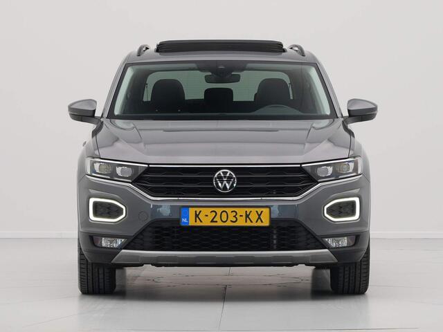 Volkswagen T-Roc 1.5 TSI 150pk Style Panorama Trekhaak Virtual Cockpit Led 343