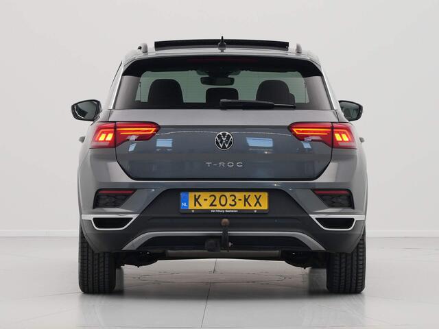 Volkswagen T-Roc 1.5 TSI 150pk Style Panorama Trekhaak Virtual Cockpit Led 343