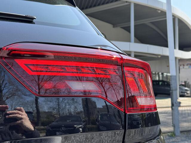 Volkswagen T-Roc 1.5 TSI 150pk DSG R-Line (Trekhaak,Camera,Virtual,IQ)