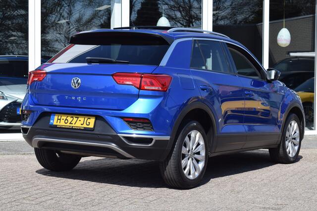Volkswagen T-Roc 1.0 TSI Style Business//Pano//Camera//Navi!!