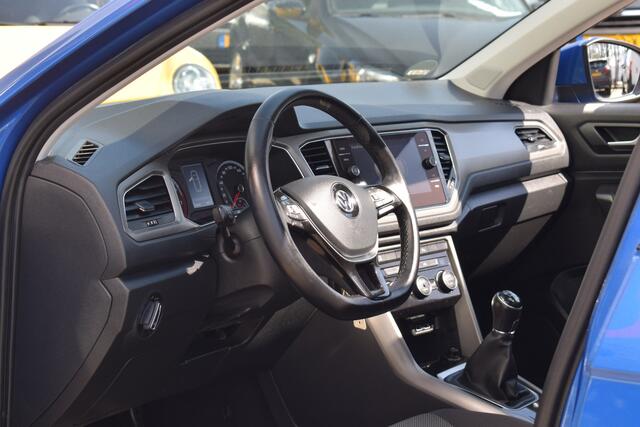 Volkswagen T-Roc 1.0 TSI Style Business//Pano//Camera//Navi!!
